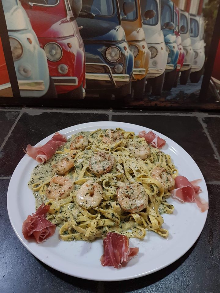 Tagliatelle Scampis Pesto