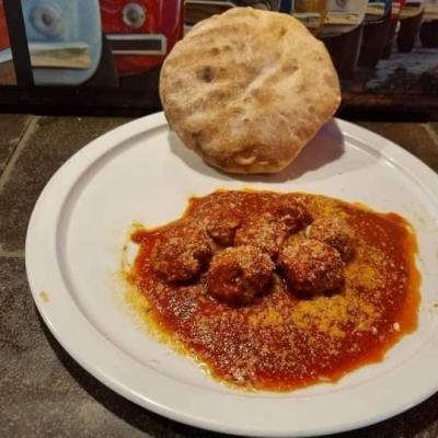 Focaccia Polpete della Nona